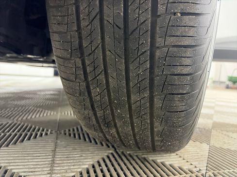 Used 2025 Nissan Rogue SV image 12