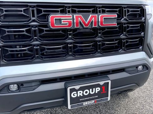 Used 2024 GMC Canyon Elevation w/ Convenience Package image 29