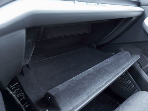 Used 2025 Lamborghini Urus SE image 82