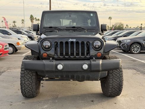Used 2012 Jeep Wrangler Unlimited Sport image 14