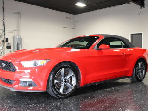 Used 2016 Ford Mustang Convertible w/ Equipment Group 051A RWD image 7