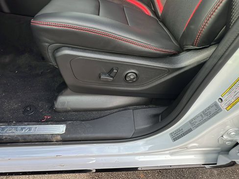 New 2026 RAM 1500 RHO image 17