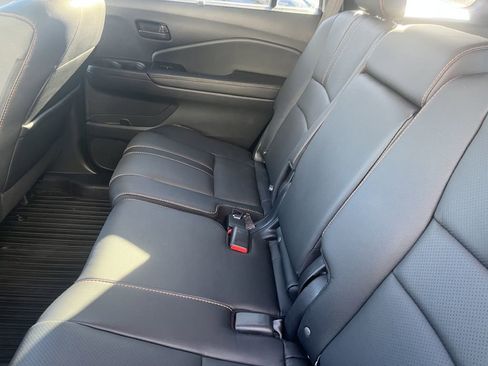 Used 2022 Honda Passport TrailSport image 19