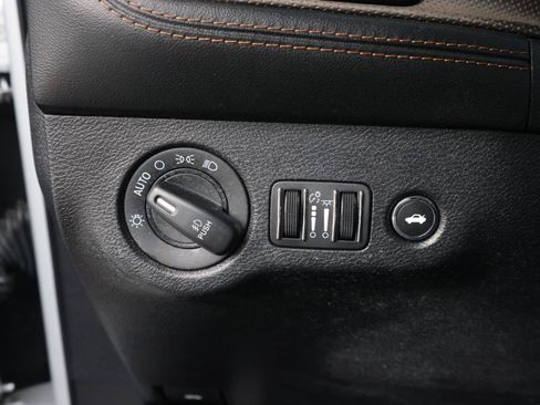 Used 2020 Dodge Challenger R/T RWD image 38