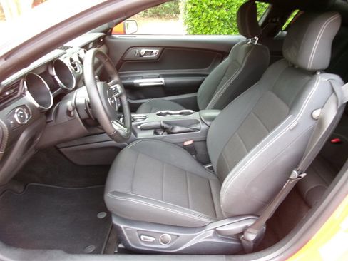 Used 2015 Ford Mustang Coupe w/ Equipment Group 051A image 8