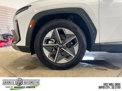 Used 2025 Hyundai Tucson SEL FWD image 27