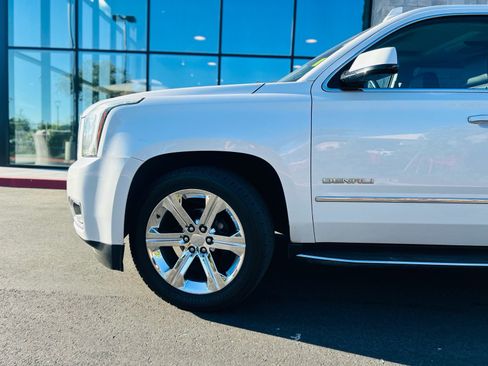 Used 2020 GMC Yukon XL Denali w/ Open Road Package AWD/4WD image 13