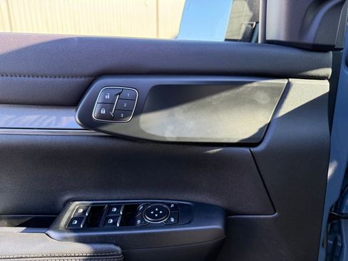 New 2025 Ford Ranger Lariat w/ FX4 Off-Road Package image 9