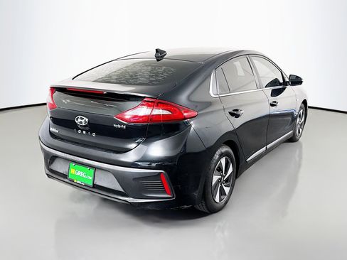 Used 2017 Hyundai Ioniq SEL image 10