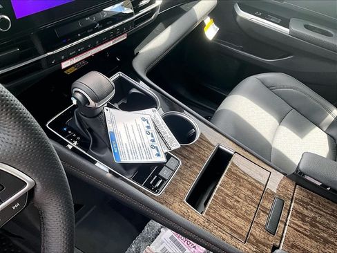 New 2026 Toyota Sienna Platinum AWD/4WD image 14