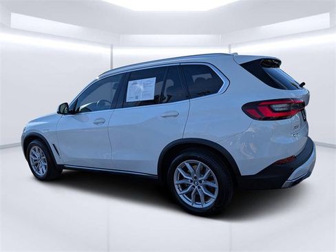 Used 2022 BMW X5 sDrive40i w/ Premium Package image 5