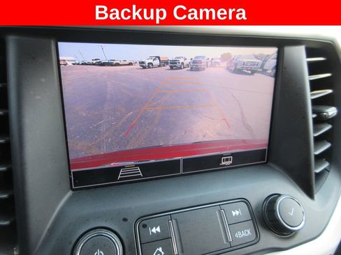 Certified 2021 GMC Acadia SLE w/ Driver Convenience Package FWD image 15