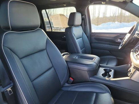 Certified 2024 Chevrolet Suburban Premier image 18