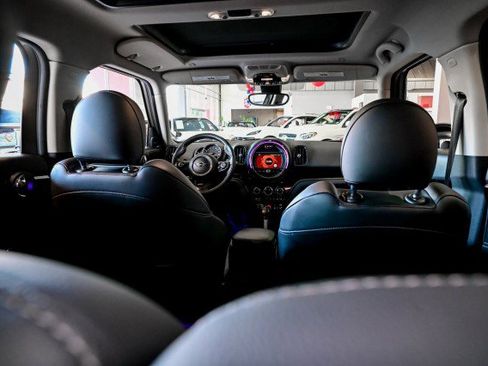 Used 2019 MINI Cooper Countryman S w/ Premium Package image 23