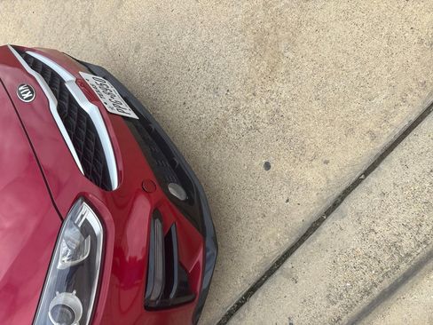 Used 2021 Kia Forte LXS FWD image 6