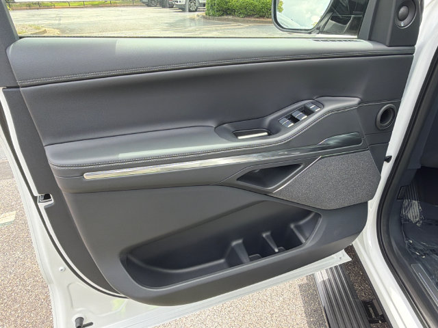New 2027 Lincoln Navigator L Reserve w/ Jet Appearance Package RWD image 12
