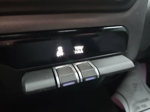 Used 2022 RAM 1500 Big Horn AWD/4WD image 63