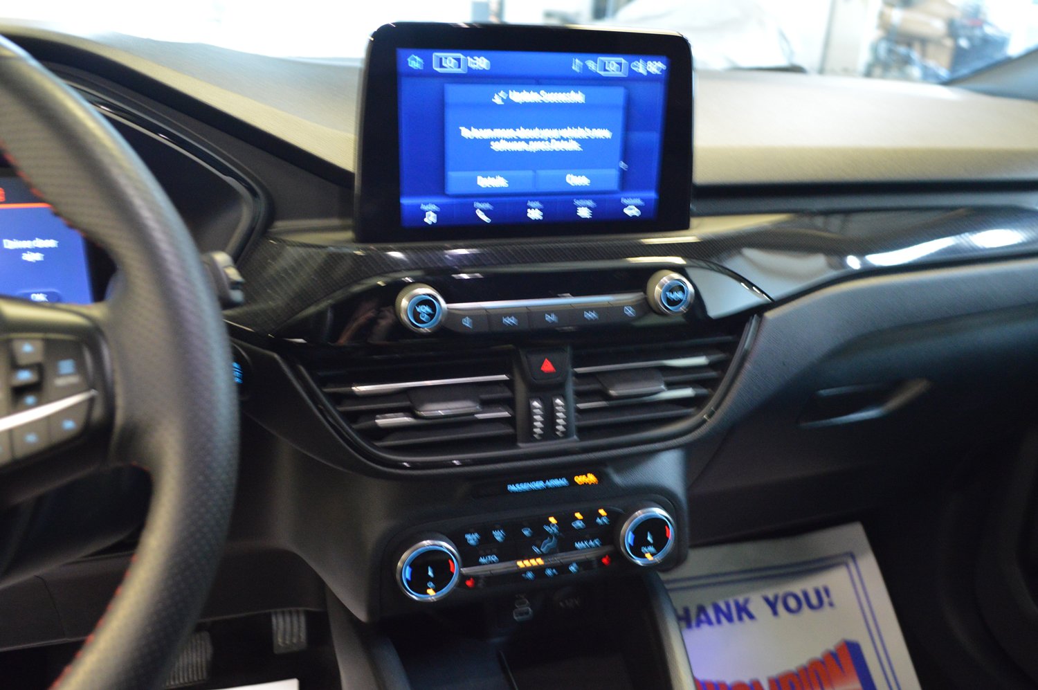 Used 2025 Ford Escape ST-Line Select AWD/4WD image 19