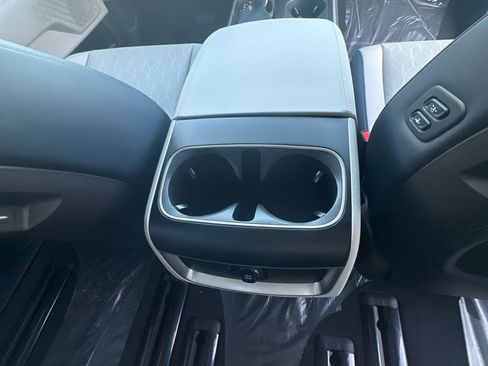 New 2026 Kia Carnival EX image 22