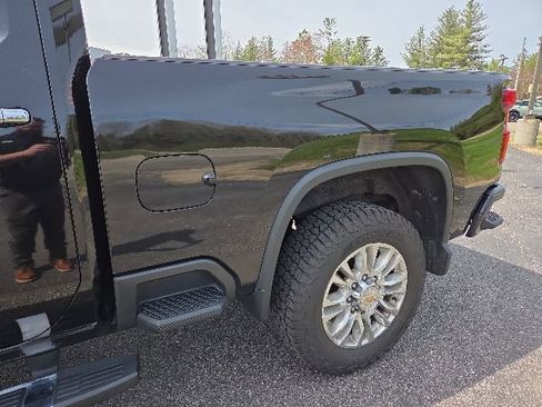 Used 2021 Chevrolet Silverado 2500 High Country w/ Z71 Off-Road Package AWD/4WD image 50