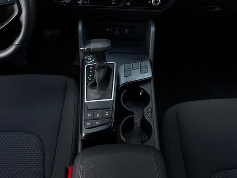 Used 2026 Kia Sportage LX FWD image 14