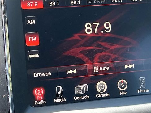 Used 2015 Dodge Durango R/T w/ Technology Group AWD/4WD image 15