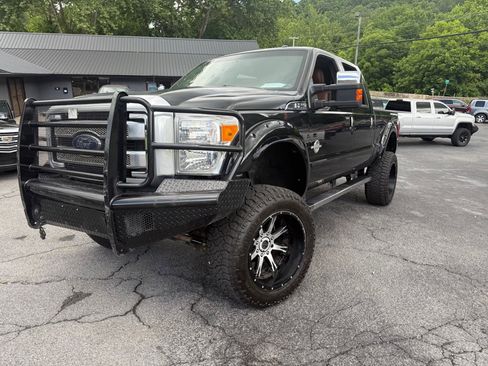 Used 2015 Ford F250 Platinum w/ FX4 Off-Road Package image 70