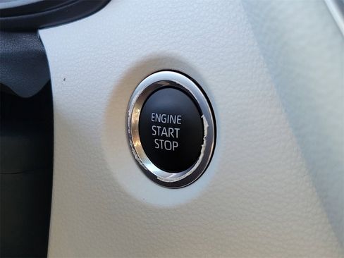 Used 2024 Toyota Corolla SE image 29