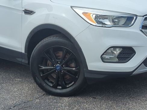 Used 2019 Ford Escape SE AWD/4WD image 5