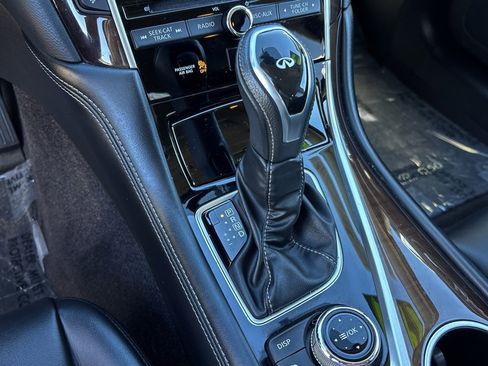 Used 2019 INFINITI Q50 Luxe w/ All Weather Package (L93) image 22