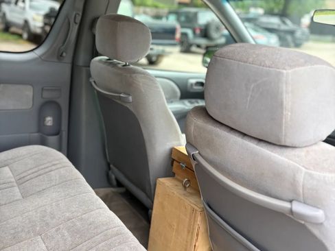 Used 1999 Toyota Sienna CE FWD image 31