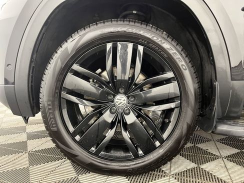 Used 2019 Volkswagen Atlas SEL Premium image 22