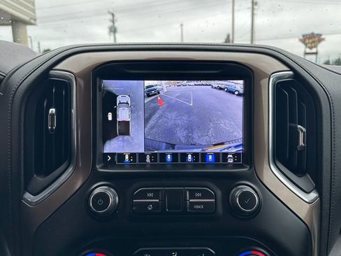 Used 2023 Chevrolet Silverado 2500 High Country w/ Z71 Off-Road Package image 15