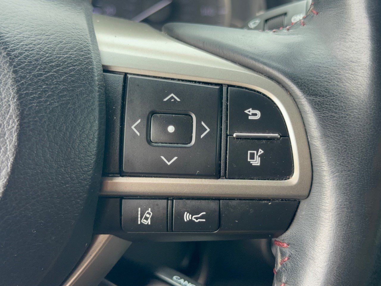 Used 2017 Lexus RX 350 FWD w/ Premium Package image 19