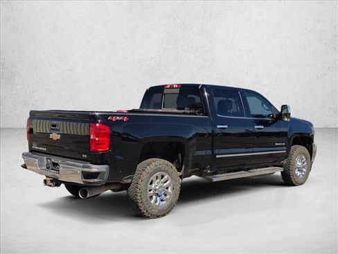 Used 2019 Chevrolet Silverado 2500 LTZ w/ Duramax Plus Package AWD/4WD image 5