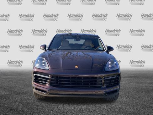 Used 2022 Porsche Cayenne Platinum Edition image 3