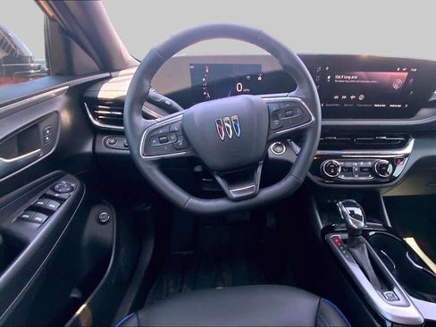 Used 2026 Buick Envista Sport Touring w/ Convenience I Package FWD image 6