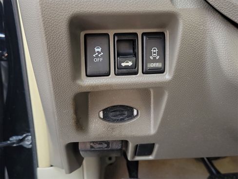 Used 2013 INFINITI G37 Journey w/ Premium Pkg image 27