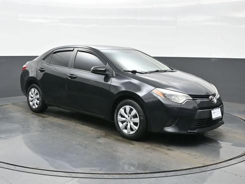 Used 2015 Toyota Corolla L image 8