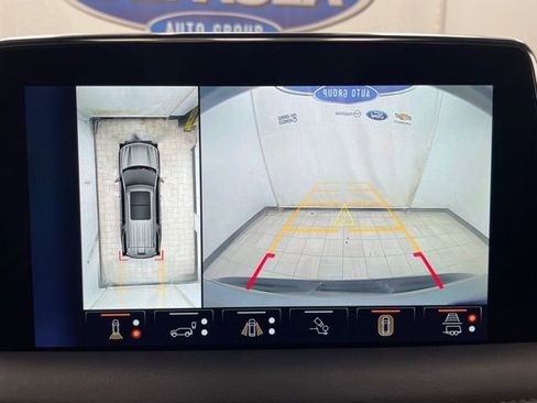 Used 2024 Chevrolet Tahoe High Country w/ Advanced Technology Package image 6