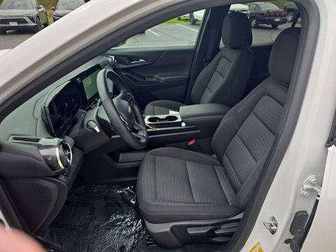 Certified 2025 Chevrolet Equinox LT AWD/4WD image 26