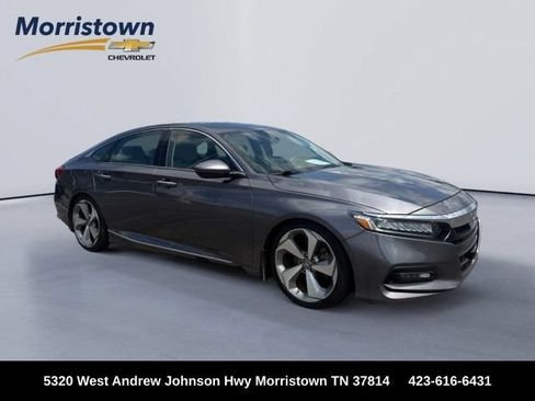 Used 2018 Honda Accord Touring image 1