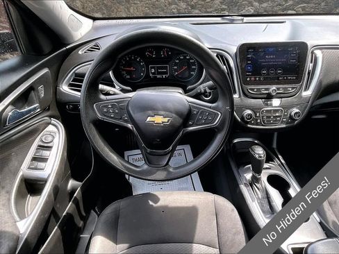 Used 2020 Chevrolet Malibu LT FWD image 5
