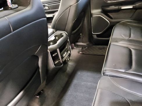 Used 2023 RAM 1500 Laramie AWD/4WD image 32