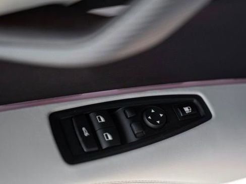 Used 2020 BMW i8 Coupe AWD/4WD image 57
