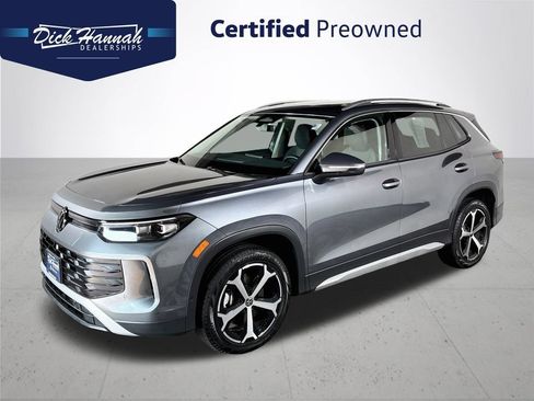 Certified 2025 Volkswagen Tiguan SE AWD/4WD image 1
