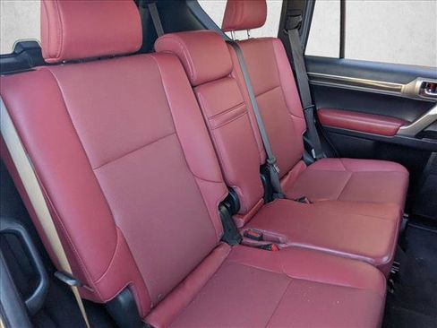 Used 2021 Lexus GX 460 Premium w/ Premium Package image 22