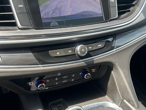 Used 2020 Buick Enclave Essence w/ Sport Touring Edition AWD/4WD image 12