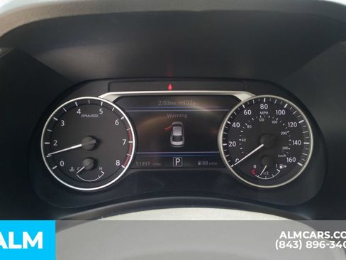 Used 2024 Nissan Sentra SV FWD image 14