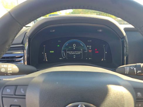 Used 2025 Toyota Camry LE image 25